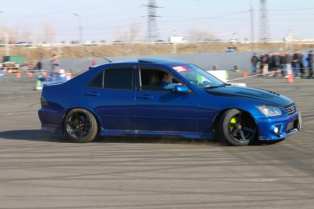 挥洒汗水的 挥洒汗水的